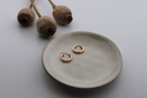 ORECCHINI CERCHI MARTELLATI MINI