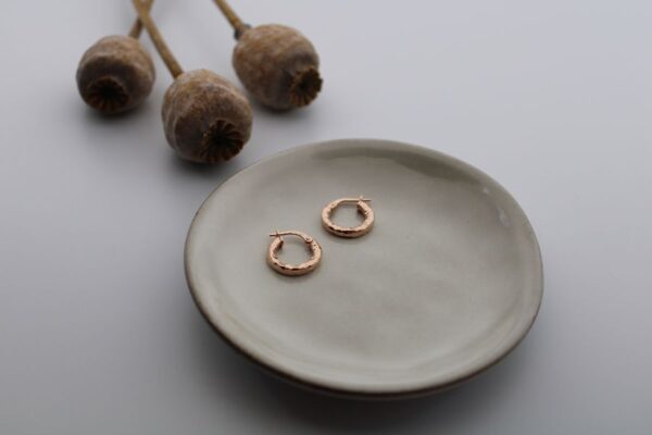 ORECCHINI CERCHI MARTELLATI MINI