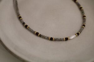 GIROCOLLO "LABRADORITE E GRANATO"