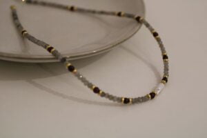 GIROCOLLO "LABRADORITE E GRANATO"